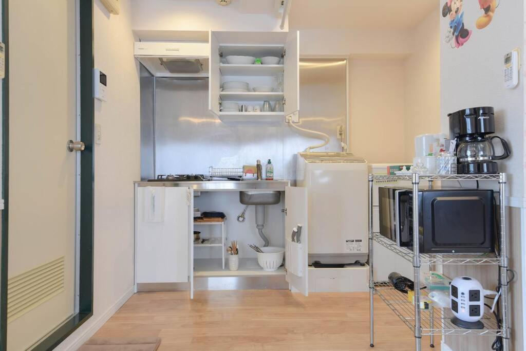 Jinghouse小岩 Direct To Shinjuku/Airport/Close To Station Tokyo prefektur Exteriör bild