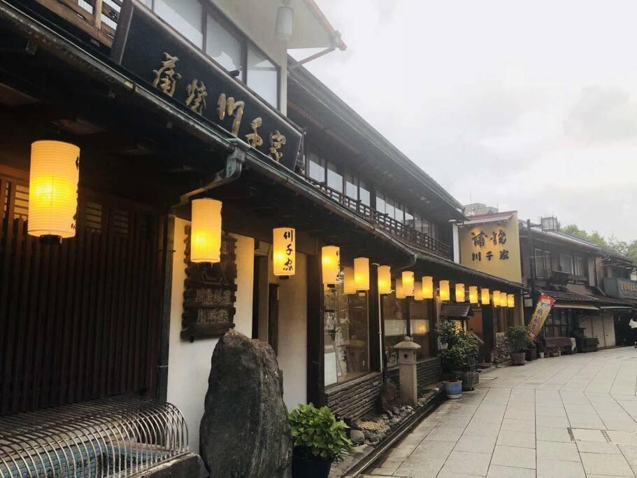 Jinghouse小岩 Direct To Shinjuku/Airport/Close To Station Tokyo prefektur Exteriör bild